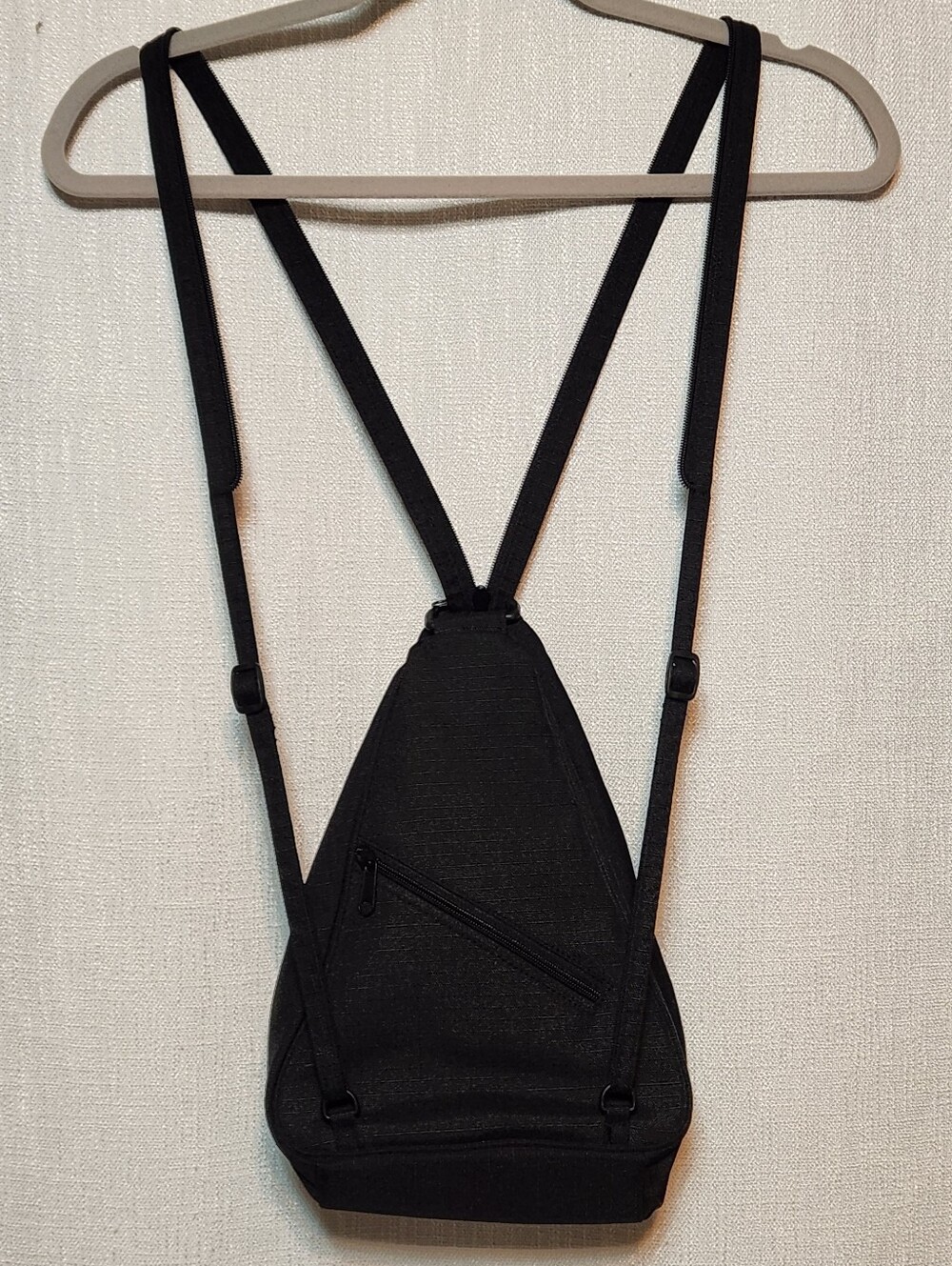 Eddie Bauer Convertible Sling Pack